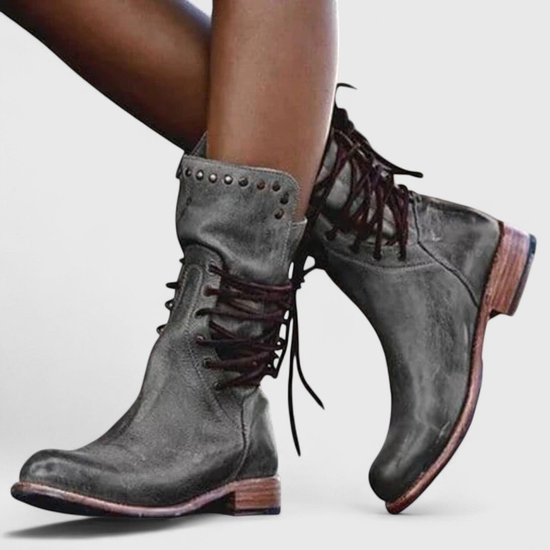 Áilbhe - Vintage Lace-Up Boots – Timeless Style With All-Day Comfort