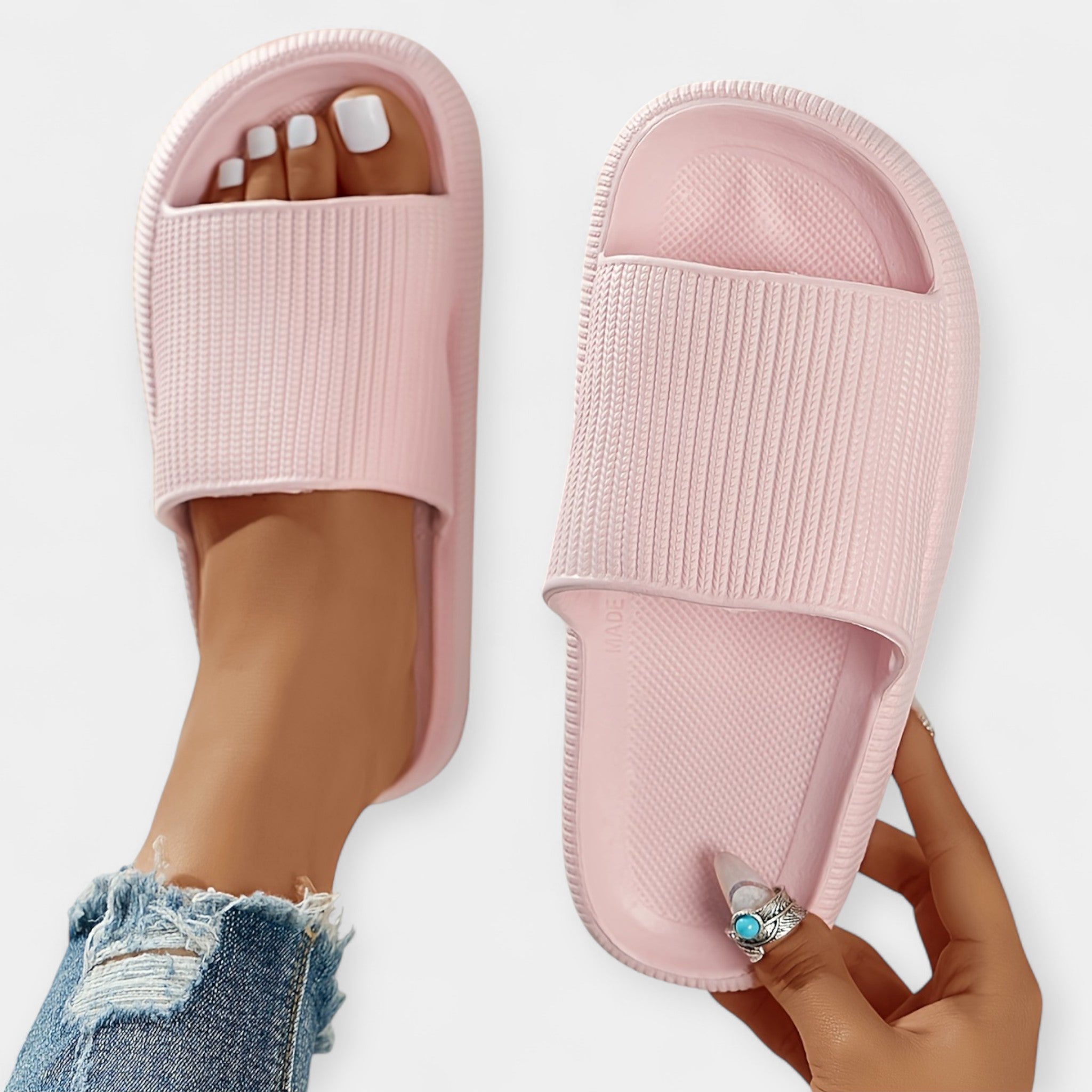 Lightweight Non Slip Slippers for Home and Beach Comfort