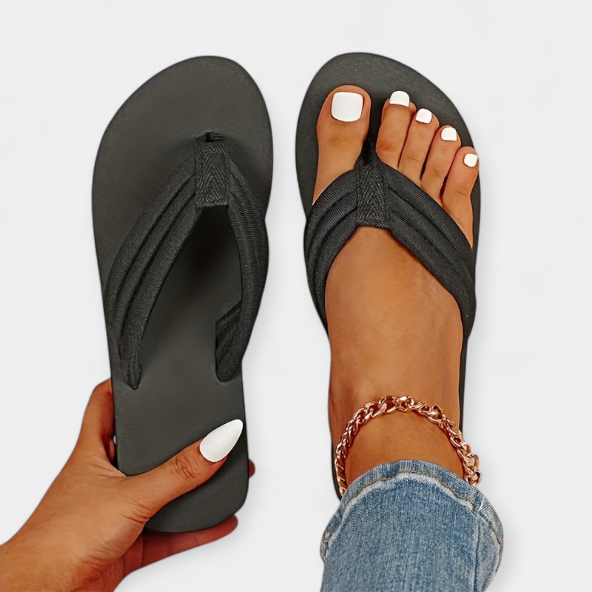 Monochrome Flip Flop Sandals Lightweight Quick Dry Open Toe