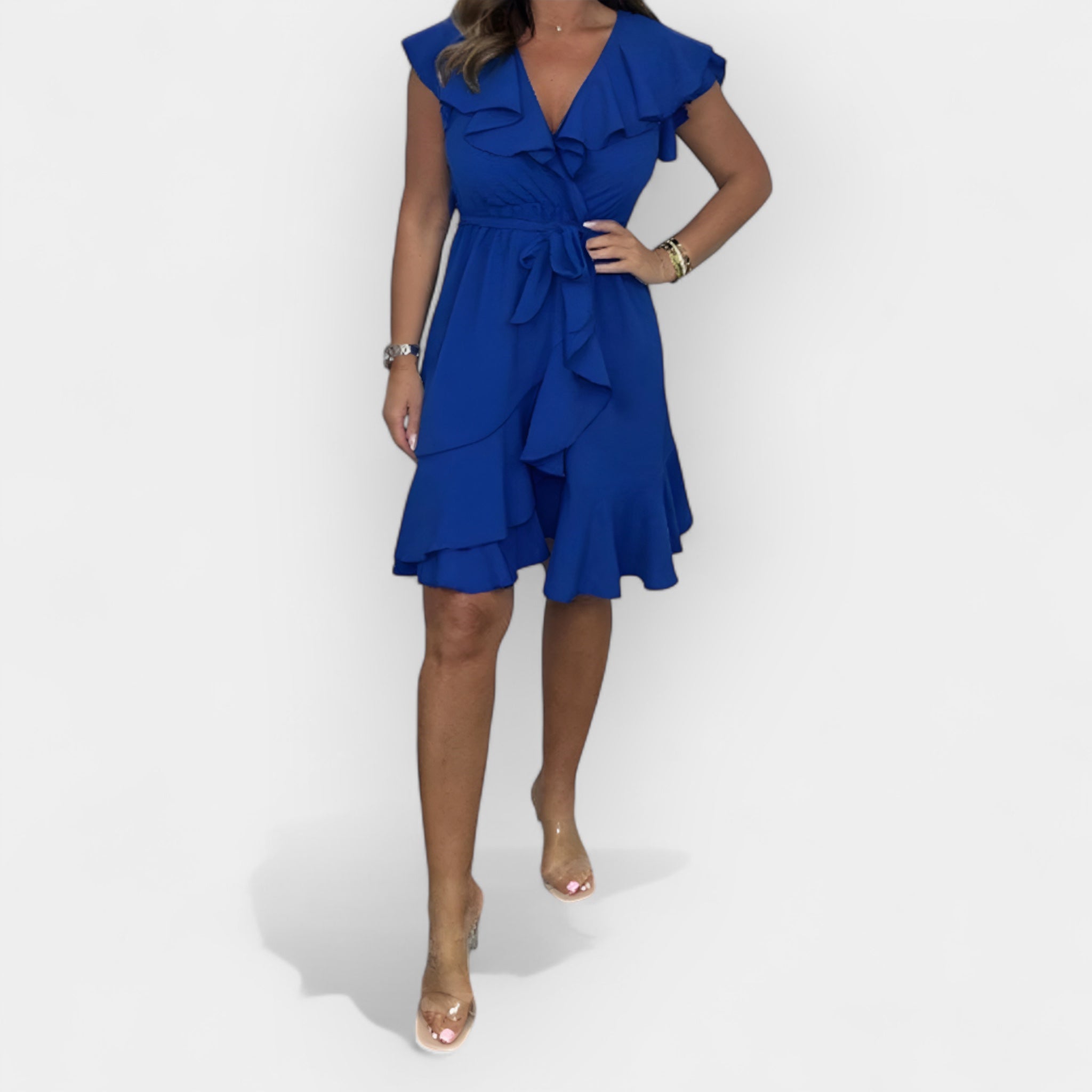 Elegant Dress With Feminine Silhouette For Every Occasion