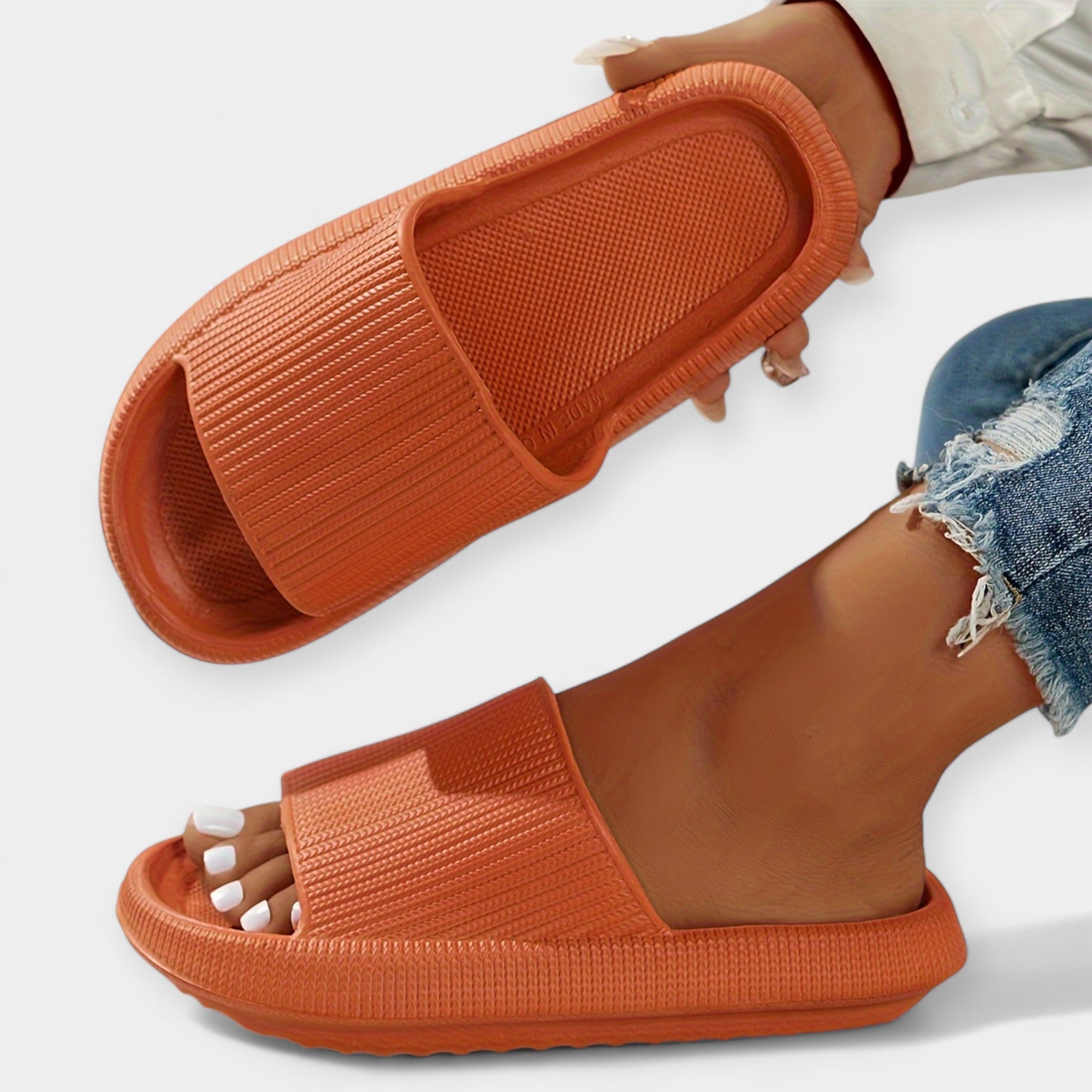 Lightweight Non Slip Slippers for Home and Beach Comfort