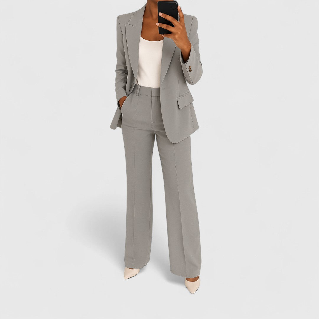 Gráinne - Elegant Two-Piece Set with Modern Sophistication