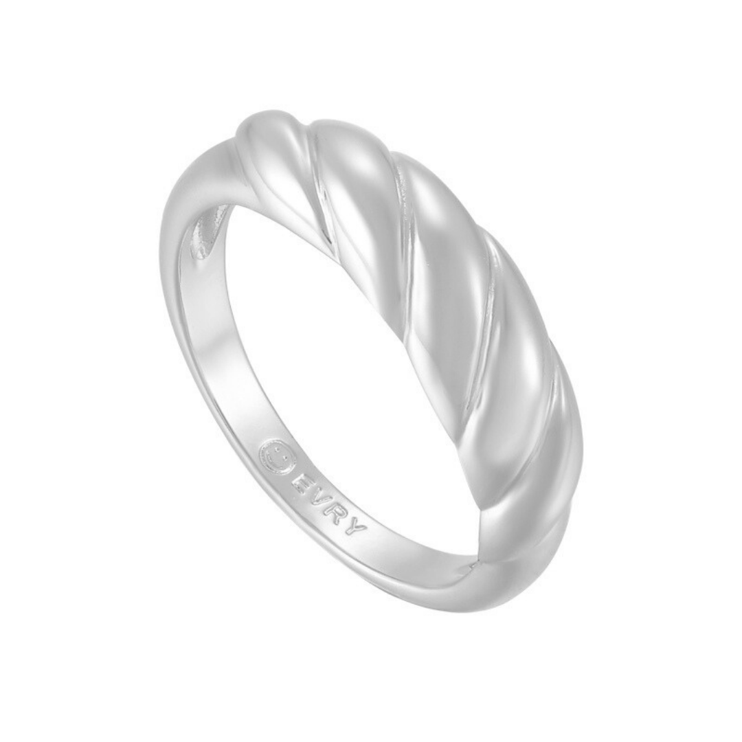 Twist Ring Jewellery For Layering And Statement Looks