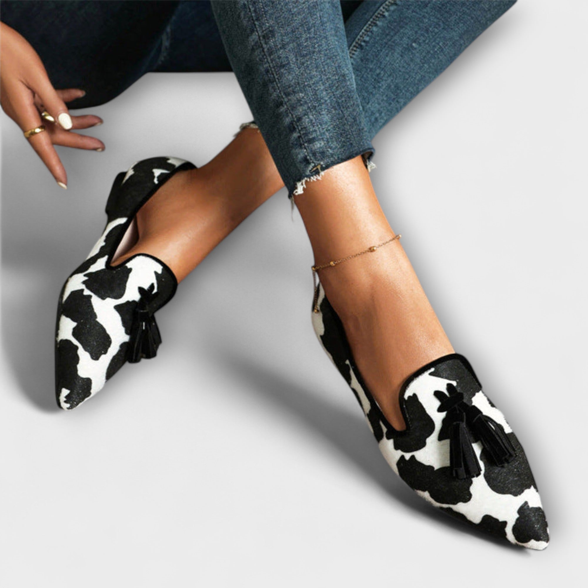 Julia Elegant Tassel Loafers With Animal Print Details