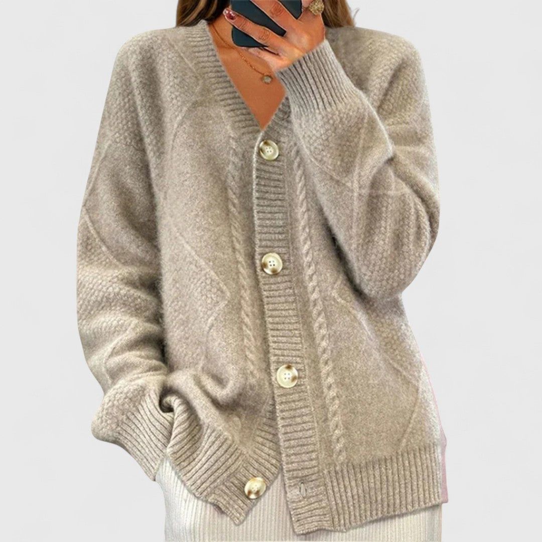 Sorcha - Cozy Cable-Knit Cardigan With Timeless Style