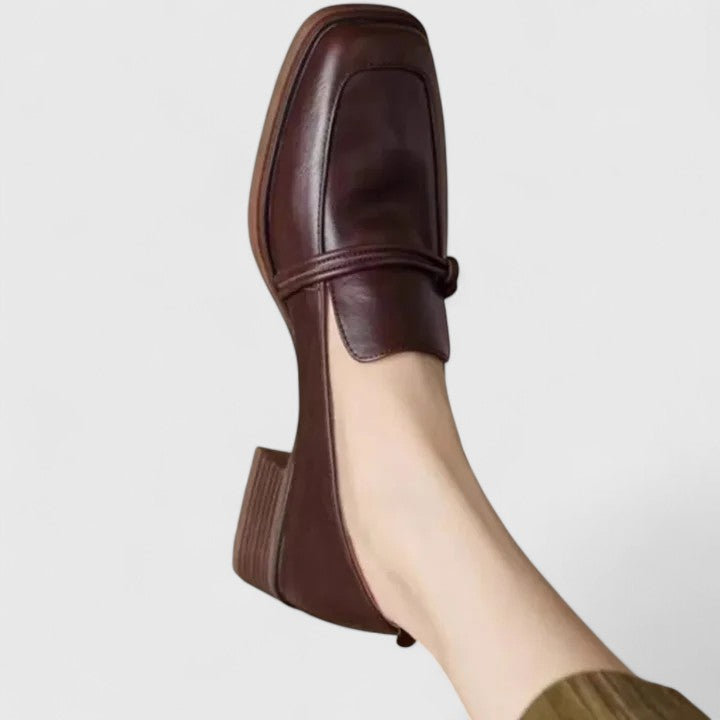 Dixie Orthopaedic Loafers With Square Toe Retro Silhouette
