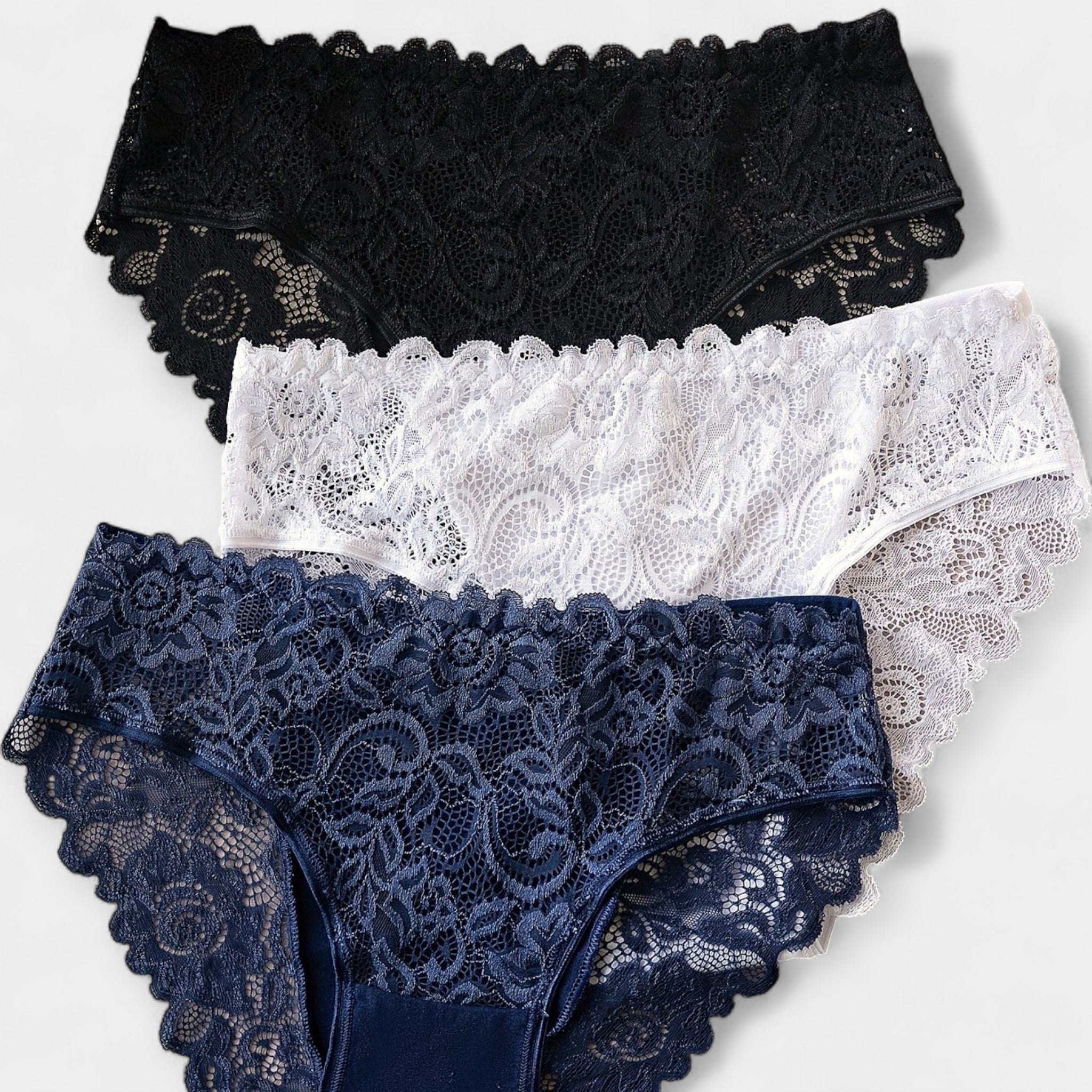 Set Of 3 Lace Trim Briefs Mid Rise Comfortable Fit Pack