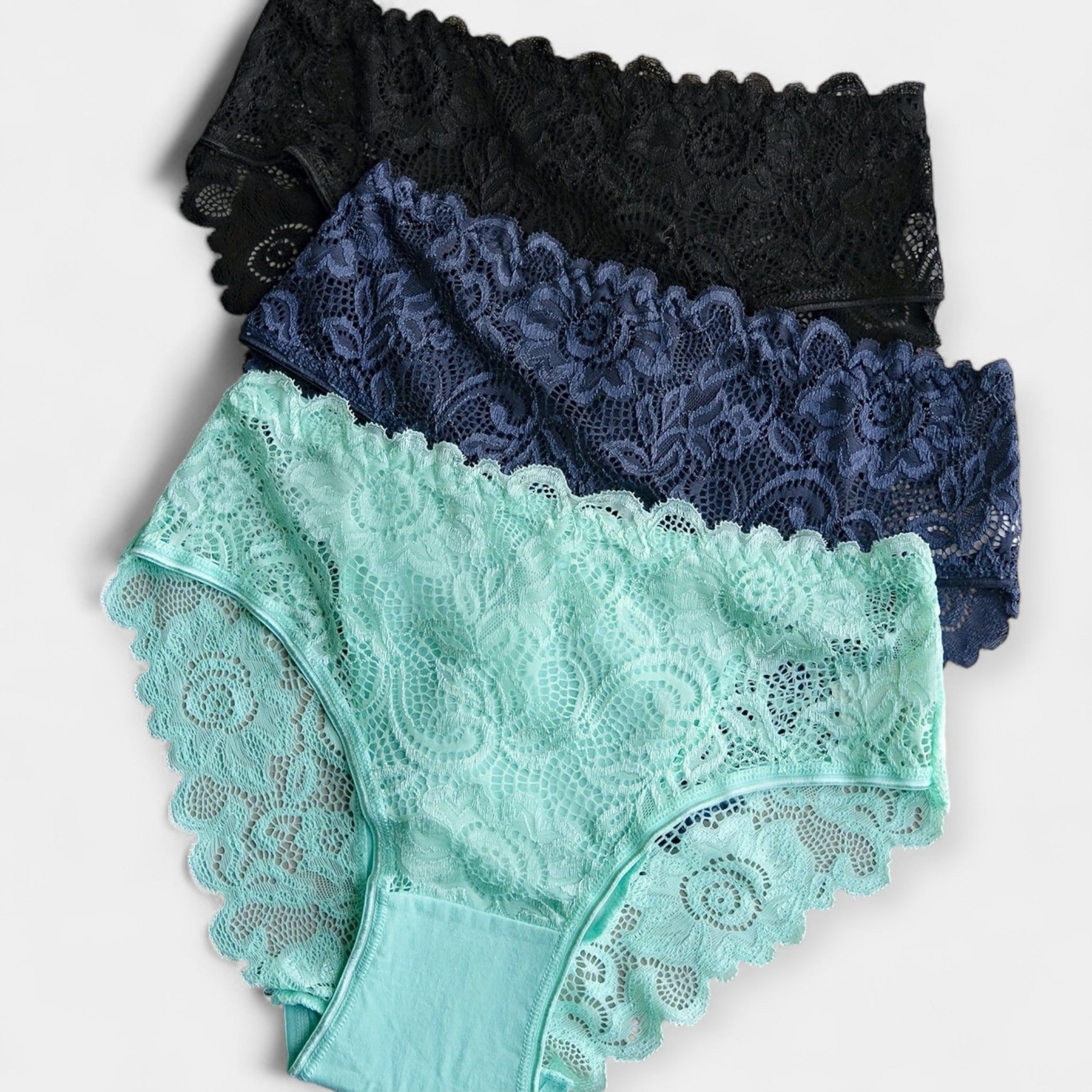 Set Of 3 Lace Trim Briefs Mid Rise Comfortable Fit Pack