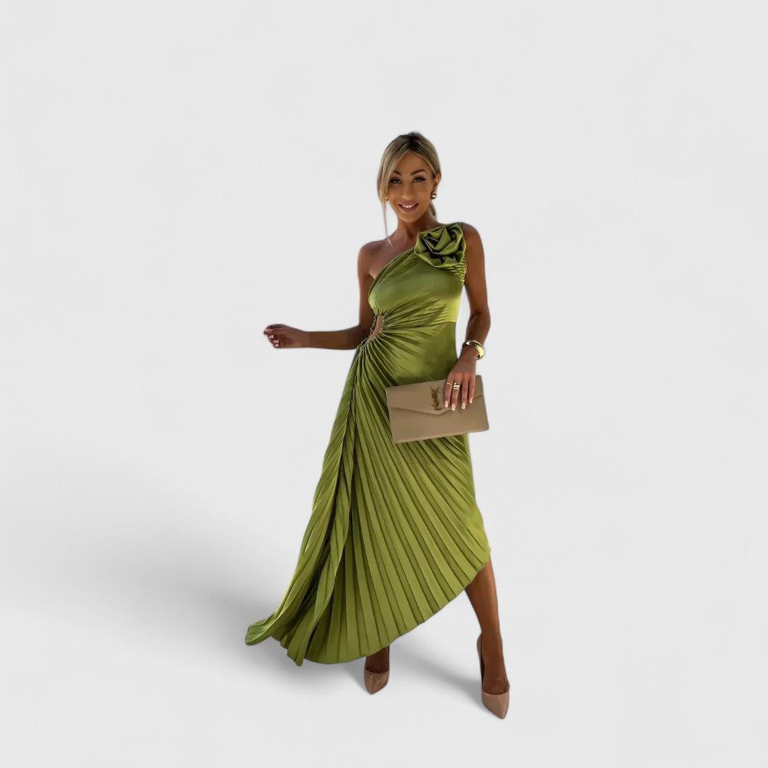 Lida Pleated Shoulders Elegant Dress For Discreet Grace